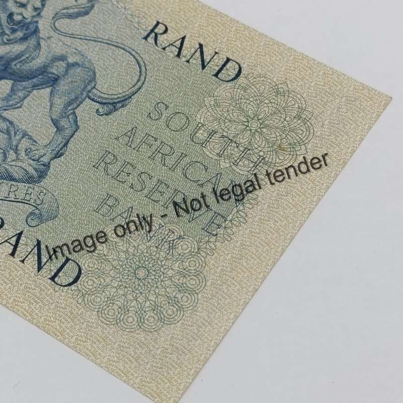 Rissik R2 banknote First Issue 1962 UNC with slight dent