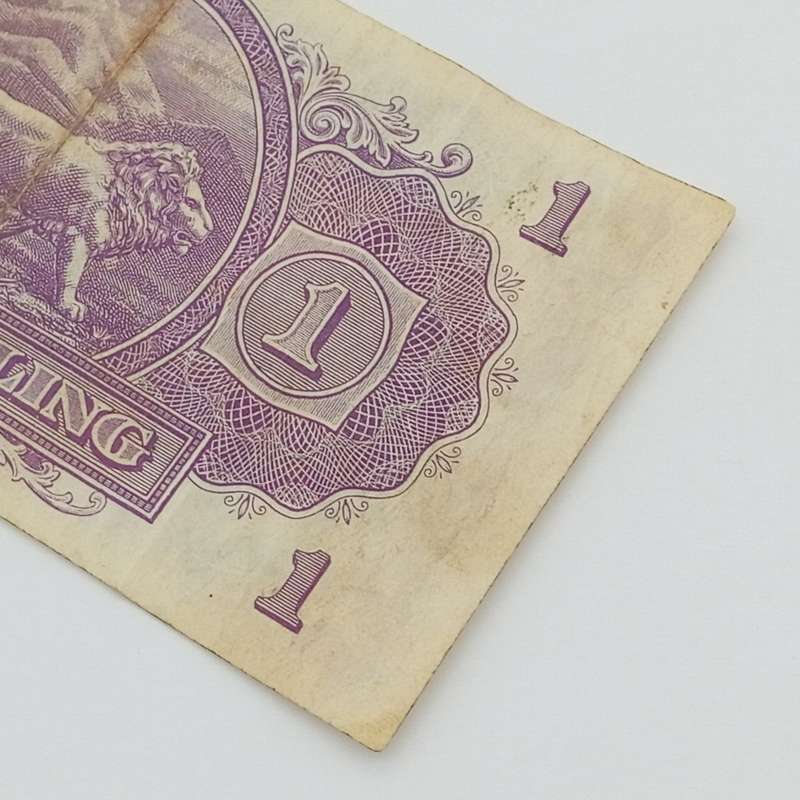 East Africa Currency Board One Shilling note in decent condition - 1943