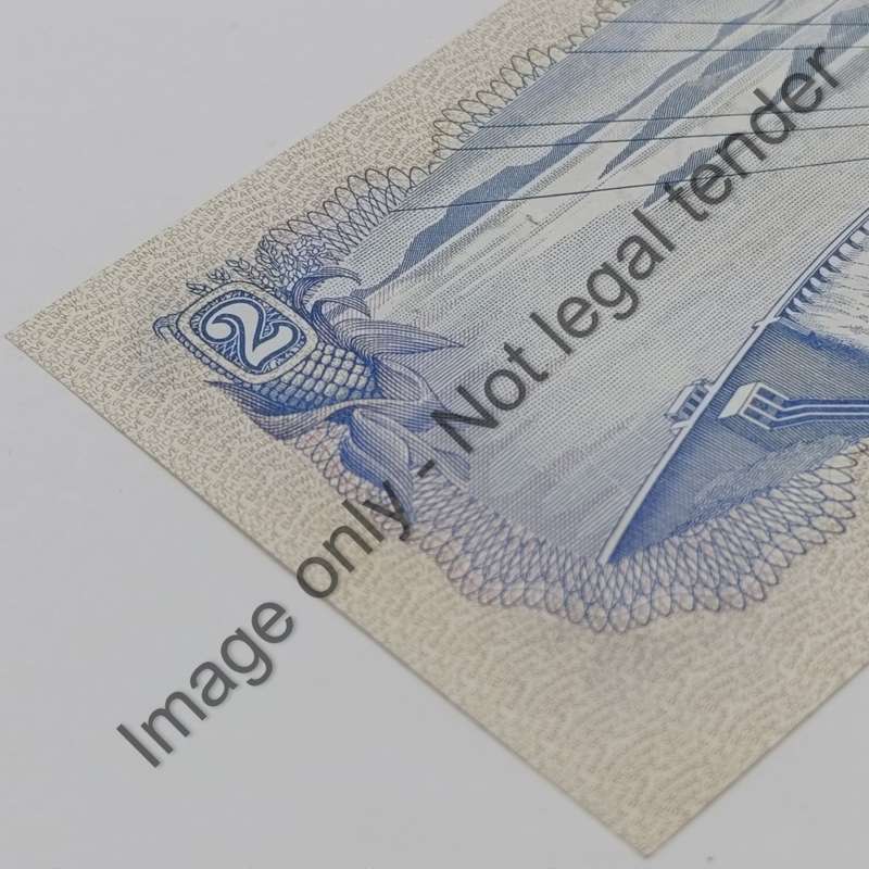 TW de Jongh 2nd issue Pair of R2 notes with consecutive numbers uncirculated D130