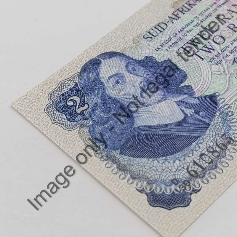 TW de Jongh 2nd issue uncirculated pair of R2 banknotes with consecutive numbers D130