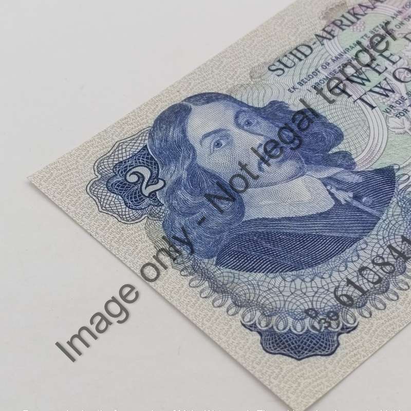 TW de Jongh 2nd issue uncirculated pair of R2 notes with consecutive numbers D130