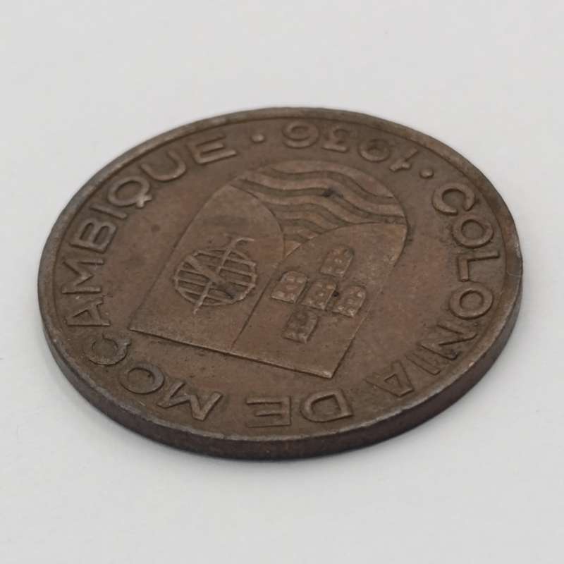 Int Africa Mozambique 1936 bronze 20 centavos XF