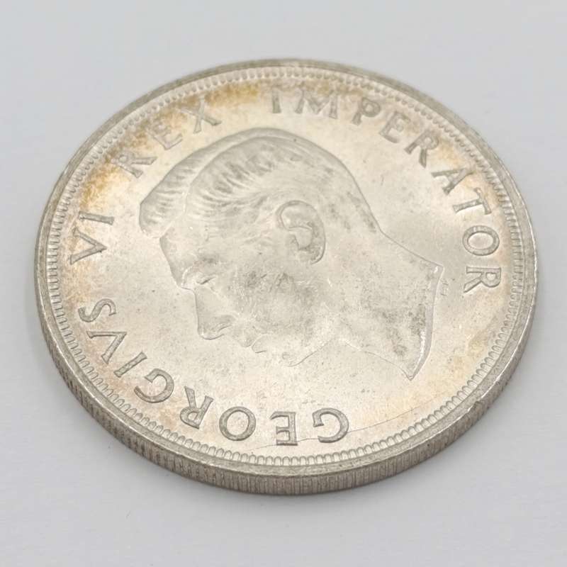 1947 SA Union Silver Crown in Top condition - Good enough to grade