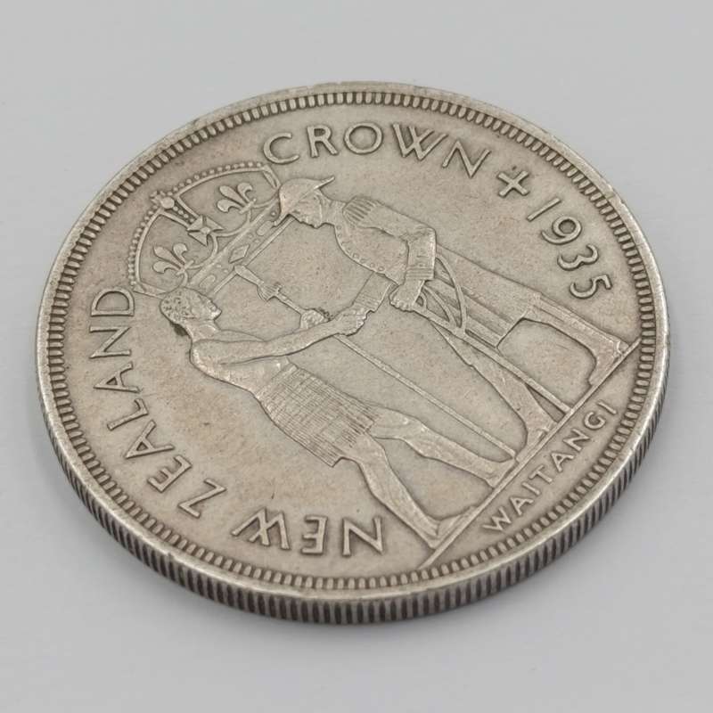 Coins New Zealand Rare 1935 New Zealand Crown with only 660 non - proofs minted
