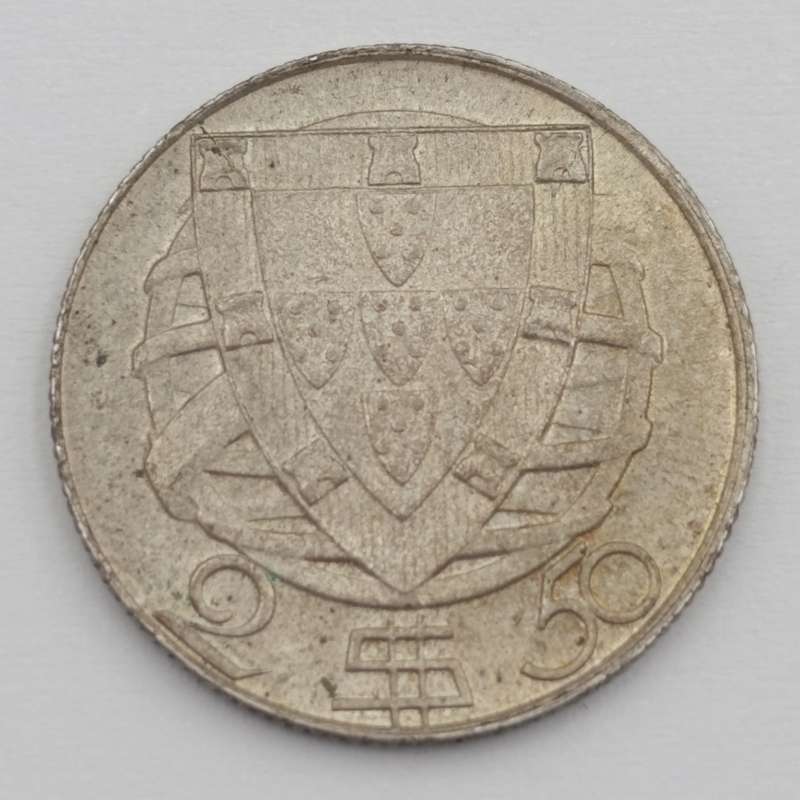 1947 Portugal 2 1/2 Escudos - UNC