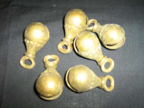 Lot of 6 dancing bells
