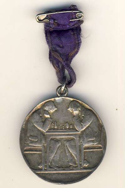 Antique chess medal in silver as per scan - weighs 28 grams