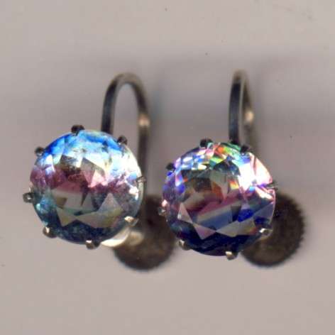 Pair of silver screw-on earrings with rhinestones