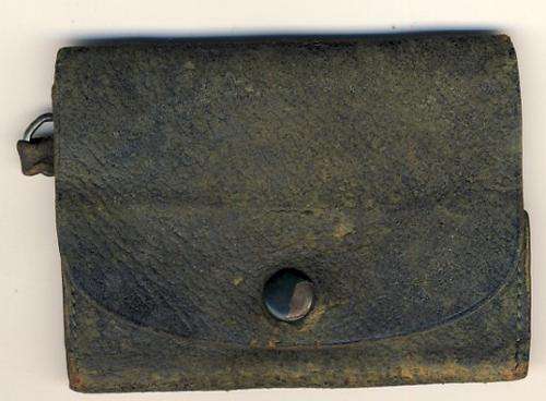 Old Johnie Walker Sovereign leather purse  - as per scan