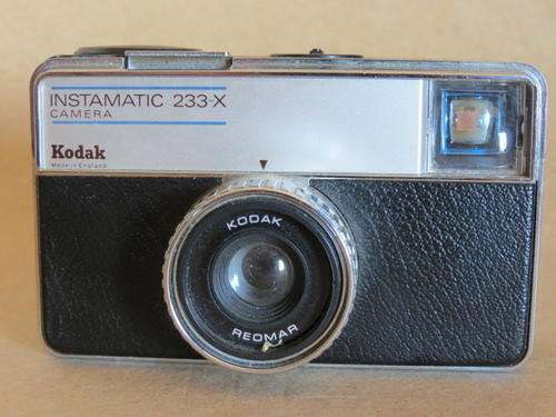 Kodak ( Reomar ) Instamatic 233 - X camera - as per scan
