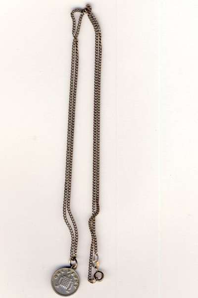 Sterling Silver necklace with a one penny coin pendant as per scan