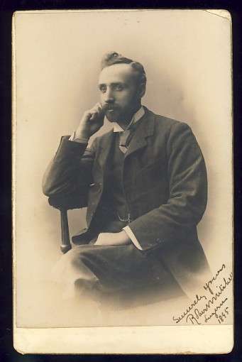 Original photo of Robert Mitchell of Luzerne taken in 1895 and signed by him - as per scan