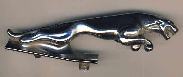Jaguar Bonnet mount Silver cat - Vintage - 12cm in length - as per scan