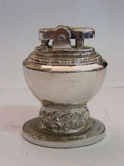 Ronson - Gas / Flint Table lighter - 6.5 x 5cm @ CRAZY R1 start