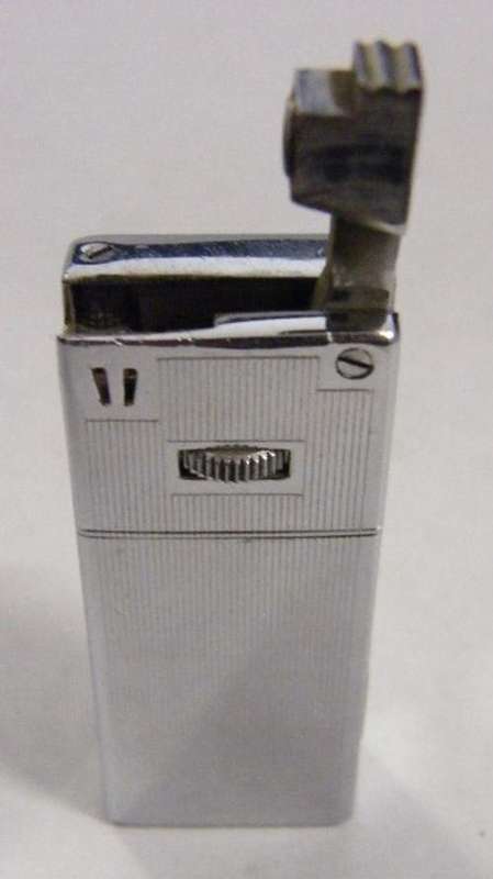 G.S. King - Gas / Flint Pocket lighter - 6 x 3cm - as per scan @@@ Crazy R1 Start