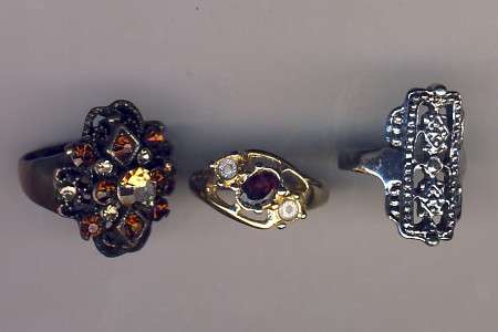 Lot of 3 Costume jewelery rings CRAZY R1 AUCTION