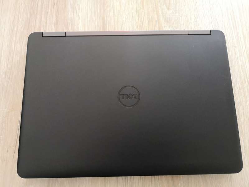 DELL LATITUTDE E5440 4TH GEN CORE i5-4300U 8GB RAM 500GB HDD 14" SCREEN