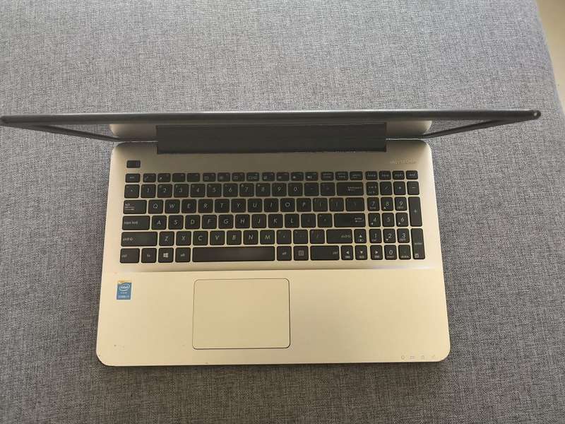ASUS X555L 5TH GEN CORE i7-5500U 8GB RAM 500GB SSD 15.6"FULL-HD SCREEN