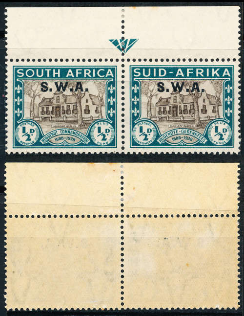 South West Africa - 1939 - Huguenots - ½d Top Arrow horiz pair mint hinged . SACC 138 .