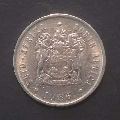 South Africa - 1986 - 5c silver coin condition see scans (Q5046) .