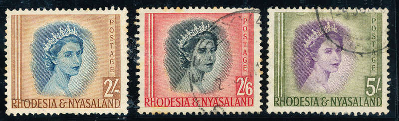 Rhodesia & Nyasaland - 1954 - Eliz - 2s, 2s6d, 5s fine used . SG 11-13 .