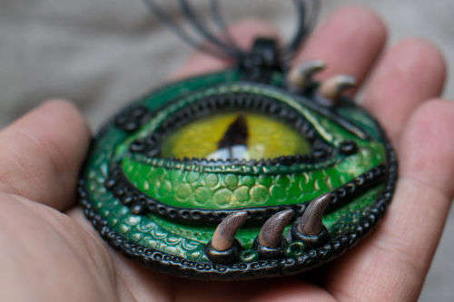 SALE Dragon Eye - Snaggle Tooth
