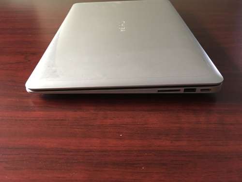YEPO 737S 13.3" Windows 10 Intel Z8300 Quad Core 64GB SSD 4GB RAM