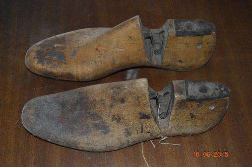Shoe lasts (size 12)