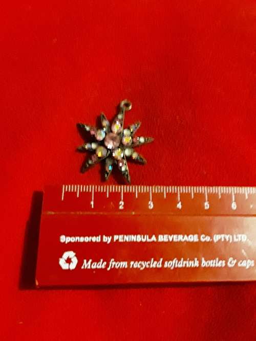 ANTIQUE Star Pendant with pink cutting glass pieces