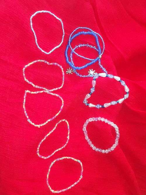 Lot in COSTUME Bracelets with Beads
