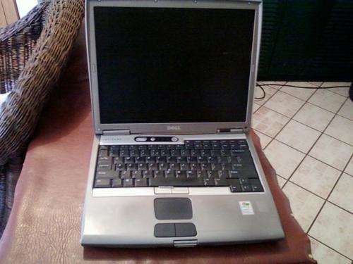 DELL LATITUDE D600 NOTEBOOK (FOR SPARES)