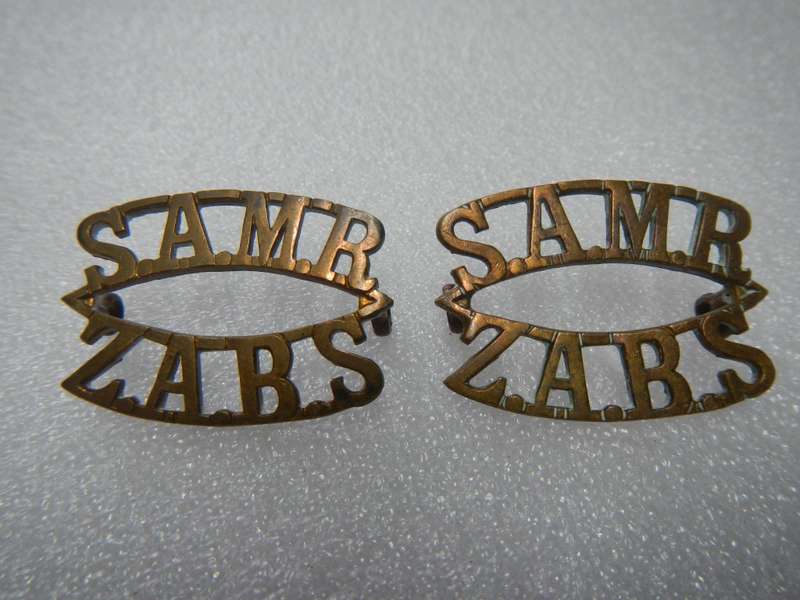 Owen 169 - SOUTH AFRICAN MOUNTED RIFLES `Z` TYPE SHOULDER TITLES WORN 1913 - 1926