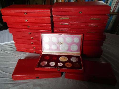 COLLECTION OF 20 RSA LONG PROOF SET IN RED SA MINT BOXES . NO GOLD. .