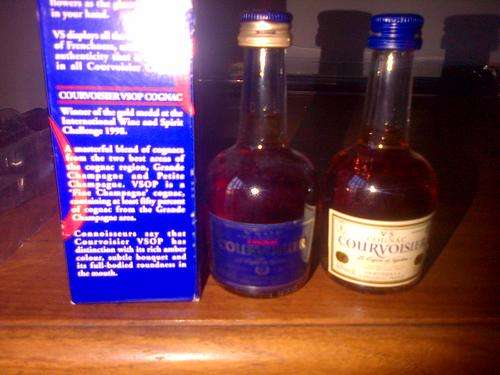 UK COURVOISIER COGNAC PACK 2 X 50ML