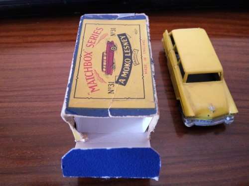 MATCHBOX LESNEY NO 31 FORD STATION WAGON
