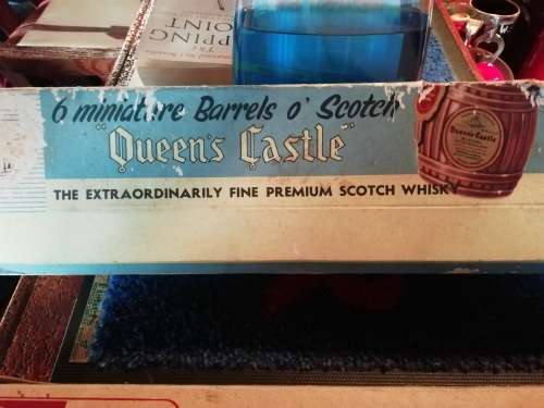 QUEENS CASTLE BARRELS OF WHISKY X 6   1930