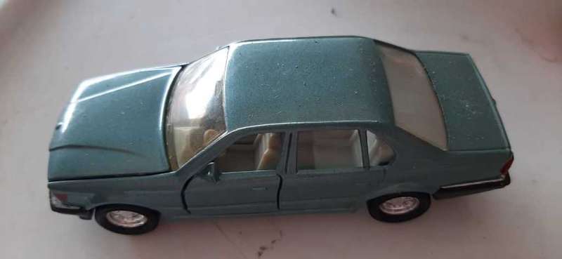 Matchbox bmw 750L Superkings