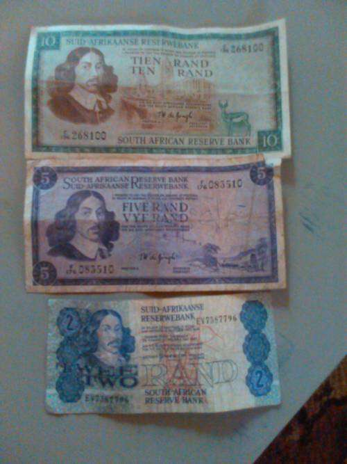 Old R2 R5 and R10 notes