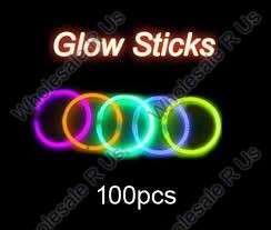 100 x Glow Sticks  Glow Bangles  Bracelets  Necklaces  Earings  Belts - Light Sticks Glow Everything