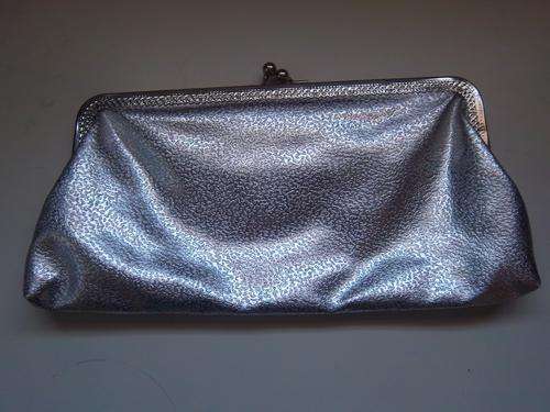 Handbag (clutch bag). See description for details.