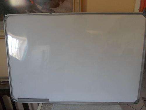 White Board. 900mm x 600mm