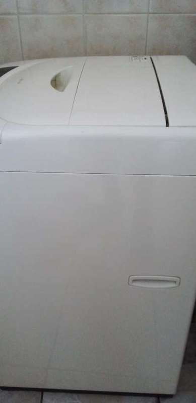 SAMSUNG SW70X2P Top Loader 5kg Washing Machine. (READ DESCRIPTION)