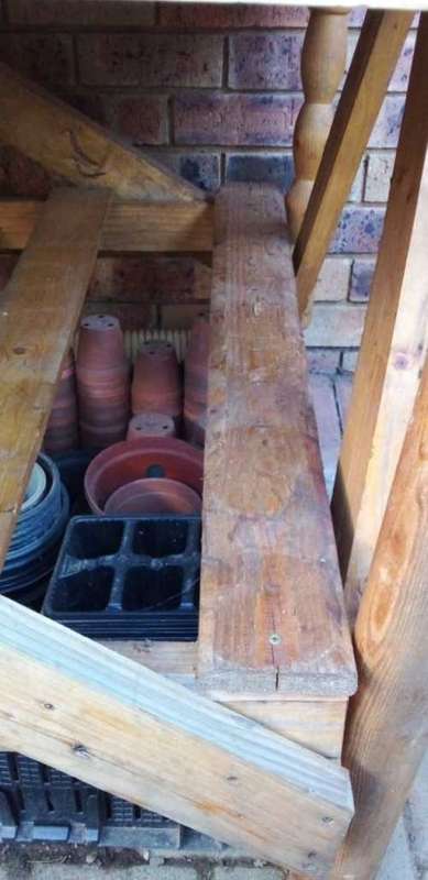 A Massive Wood Work Bench (READ DESCRIPTION)