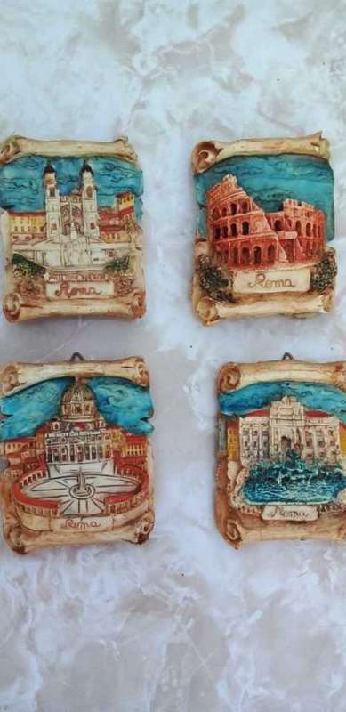4 x Small Resin Rome Memorabilia with Hooks