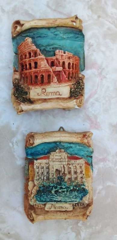4 x Small Resin Rome Memorabilia with Hooks