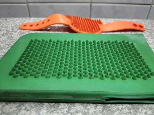 2 x Quality Dog Grooming Gloves