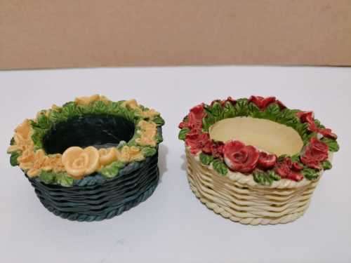 2 x Resin T-light Candle Holders