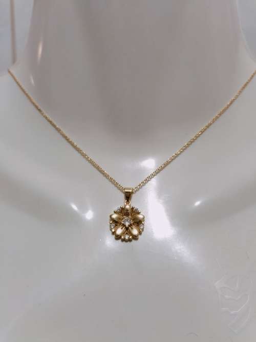 Gold Plated Pendant/Necklace (19 of 27)