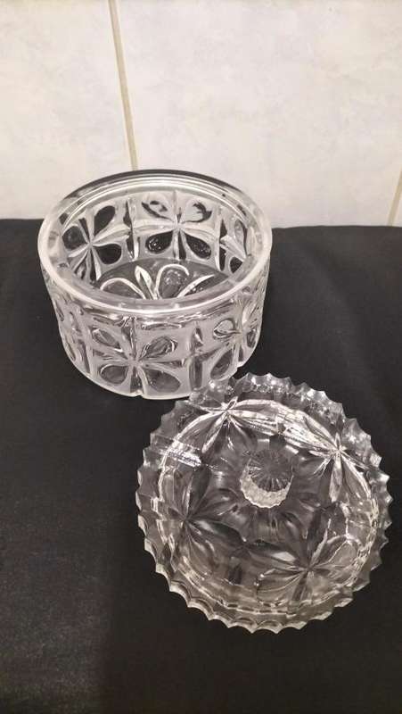Magnificent Glass with Frosted Finish Trinket Holder