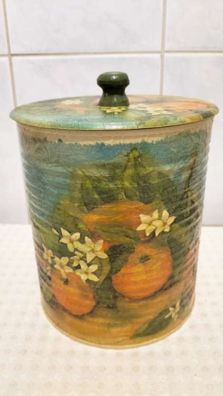 Superb Cookie Jar With Lid